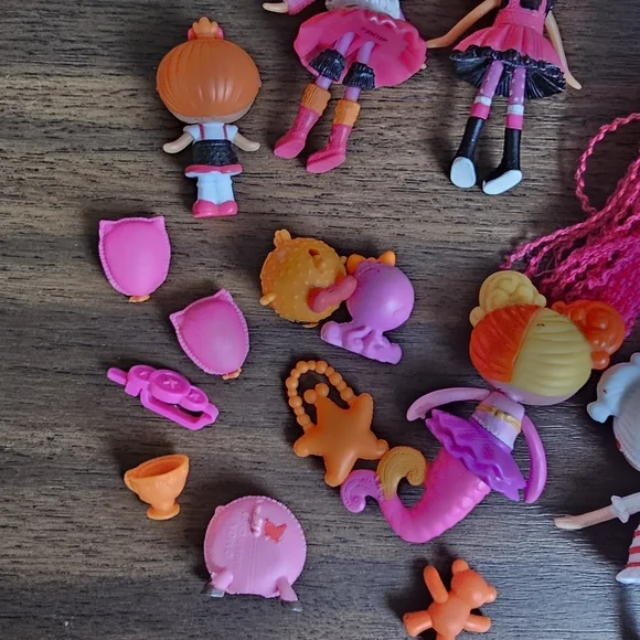 Mini Lalaloopsy Mint E. Stripes Peppermint Doll + More, Pets & Accessory Lot - Picture 9 of 10